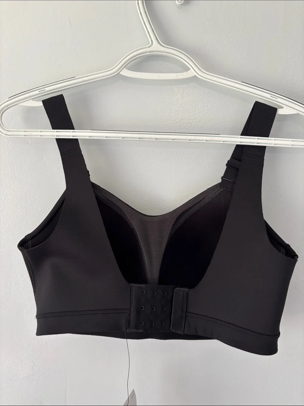NWT Nike Alpha High Support Padded Sports Bra Black Sz Small High Support Gym